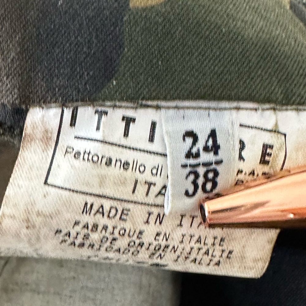 D&G - Picture 16 of 17